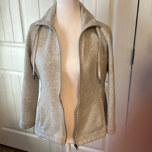 T by Talbots womens zip up grey sweatshirt size Sp - Picture 9 of 13